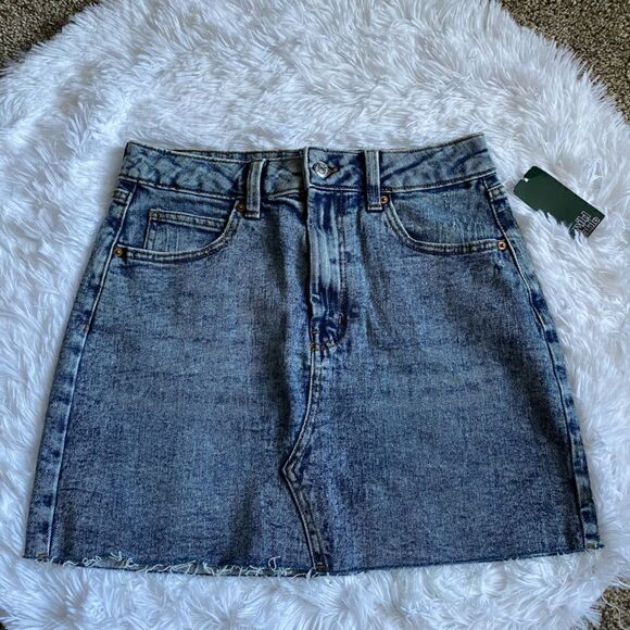 Wild Fable Mini Jean Skirt NEW Womens Size 8 Denim Short - Picture 1 of 6